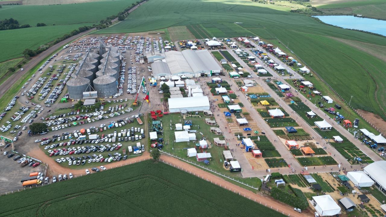 Organizadores celebram público visitante e ampliação no número de expositores na 9ª ExpoAgro Cotricampo